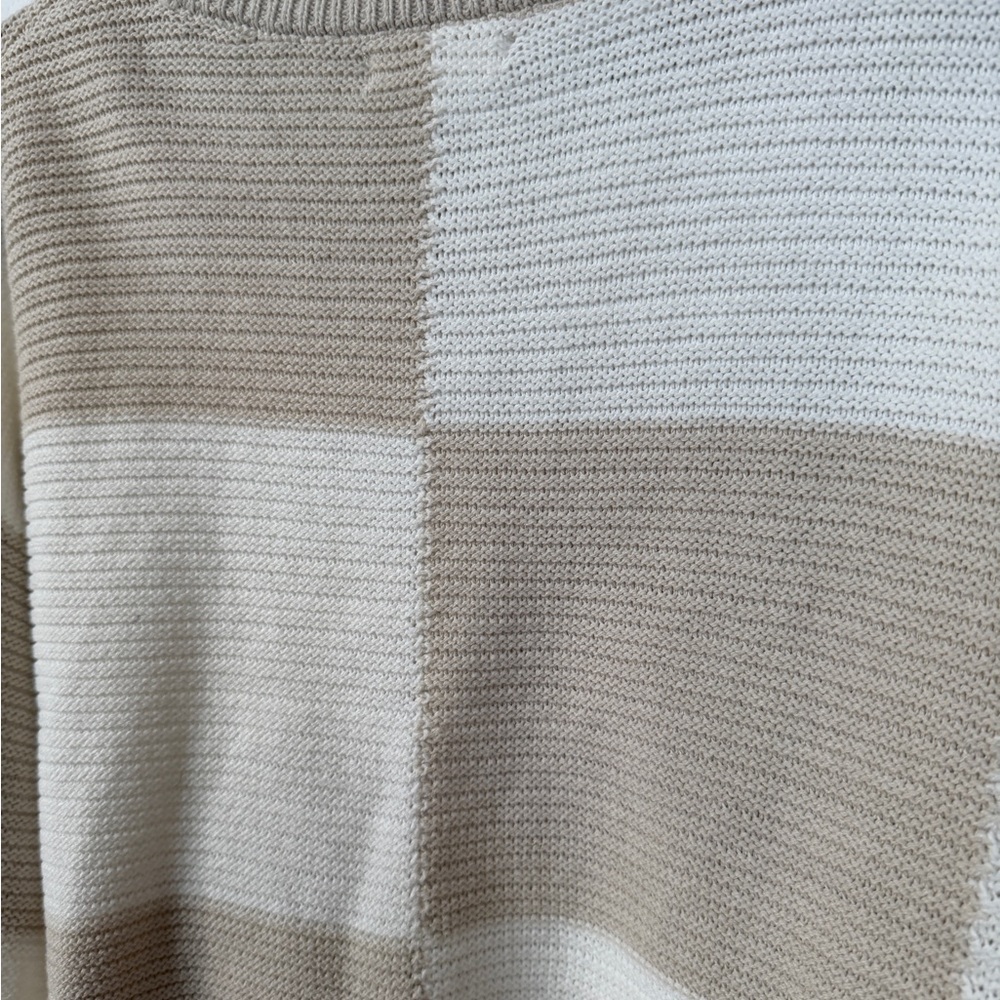 Moon & Madison Checkered Sweater - Picture 6 of 6